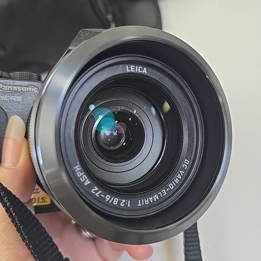 Panasonic Lumix DMC-FZ10 Camera 4.0 MP, 12x Optical Zoom Black Tested/Works - Picture 2 of 14